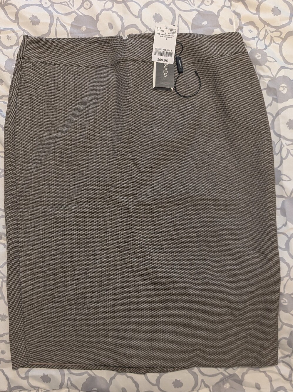 Made In Canada Le Chateau Pencil Skirt New W Tags